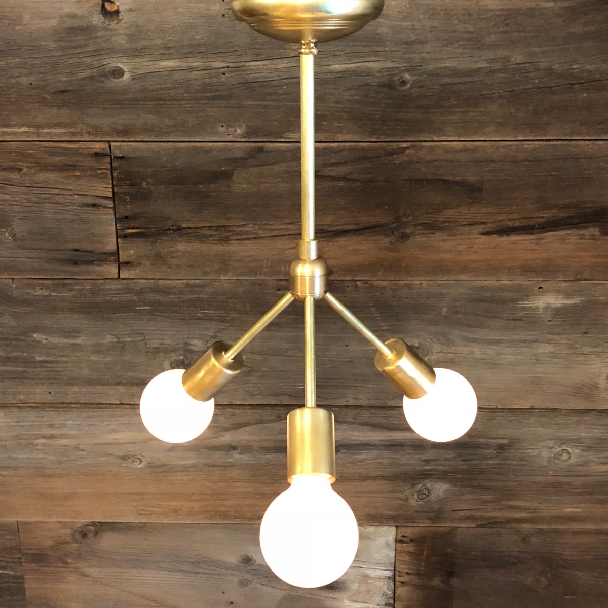 Molecular Brass Lamp 3 Lite 45d.